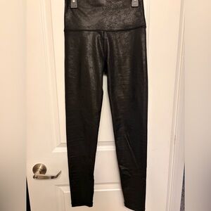 Aerie Shiny Black Leggings